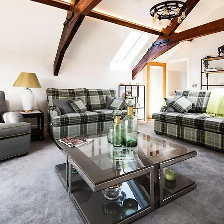 펜션 Roundhill Coach House *